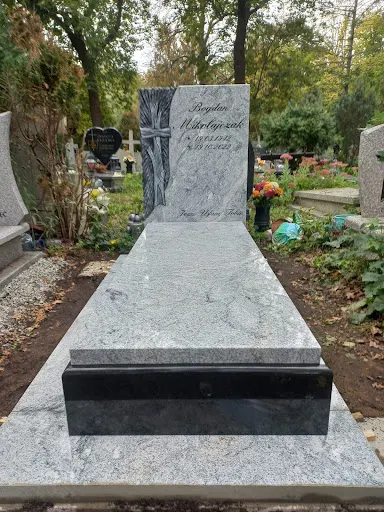 Mistrz Aleksander Demków Zakład Kamieniarski